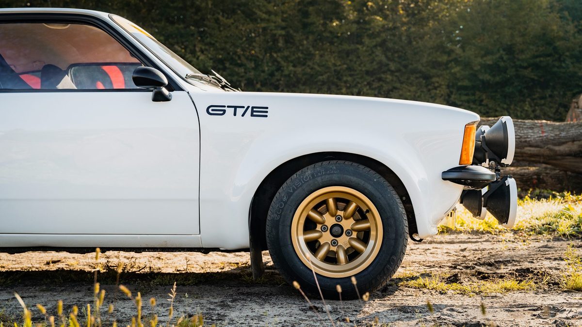 Opel Kadett C — foto 6 van 11