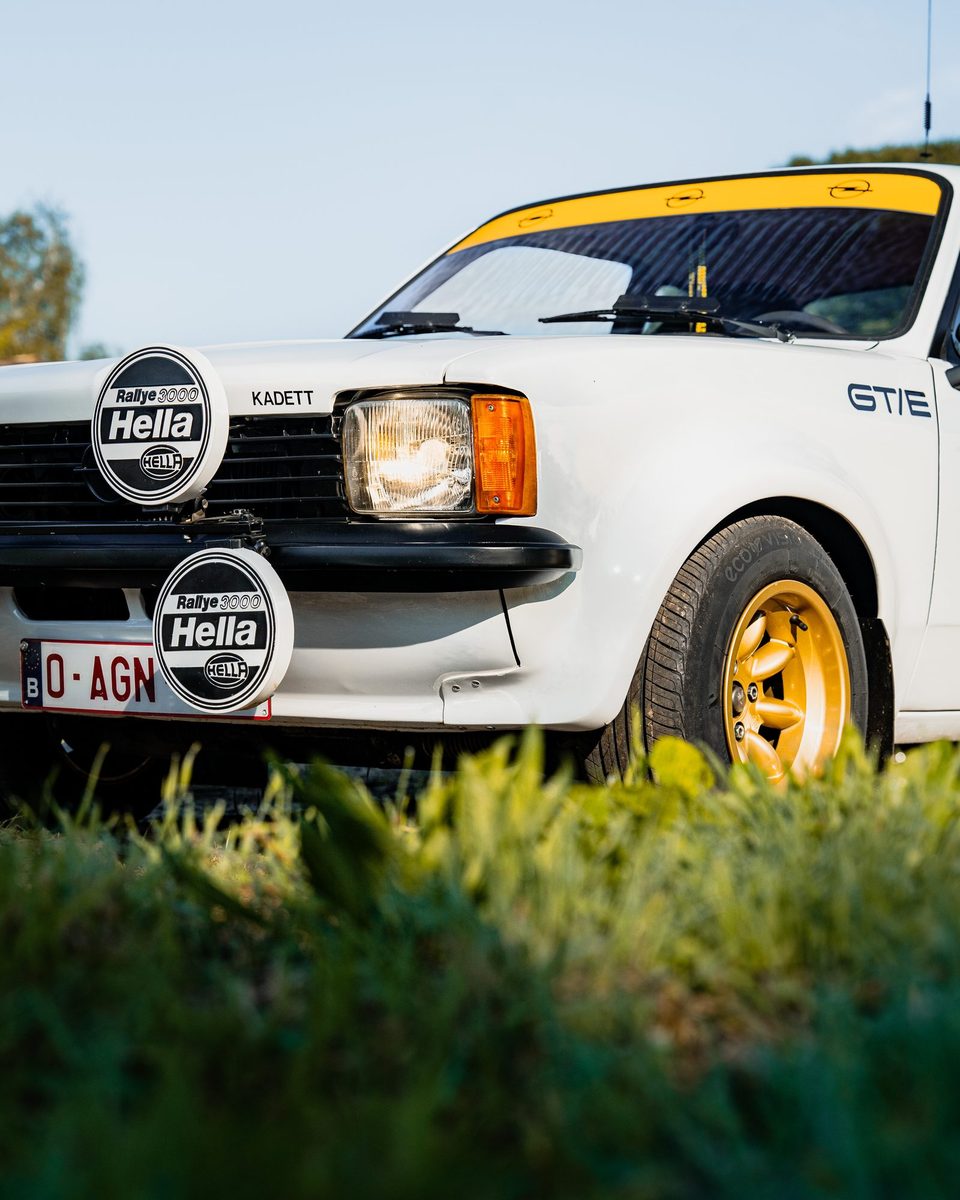 Opel Kadett C — foto 7 van 11