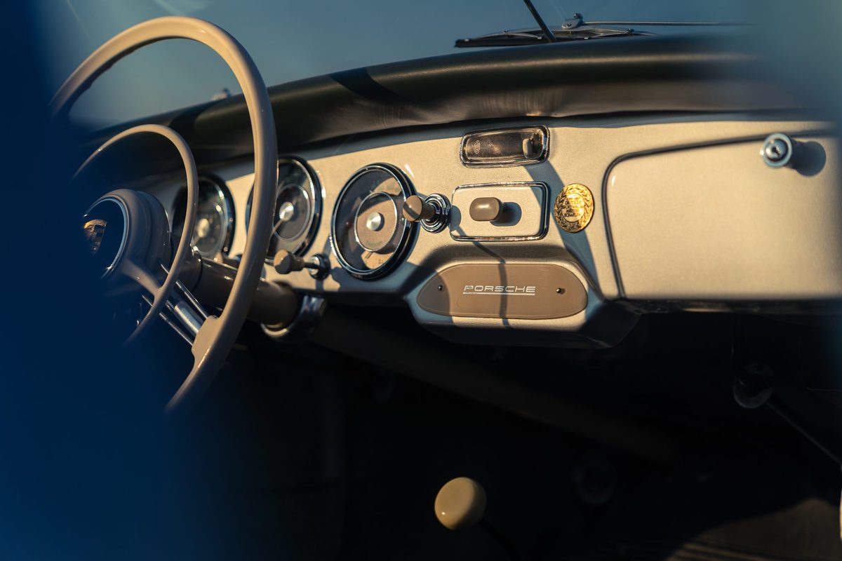 Porsche 356A — foto 13 van 16