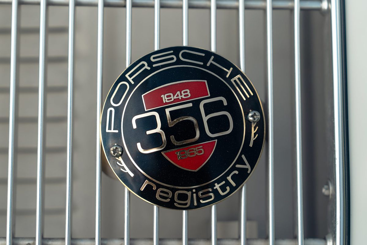 Porsche 356C — foto 7 van 14