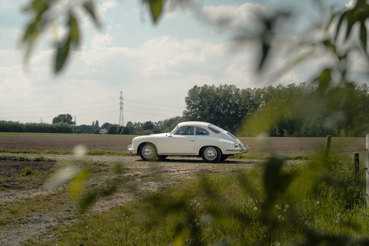 Porsche 356C — foto 11 van 14