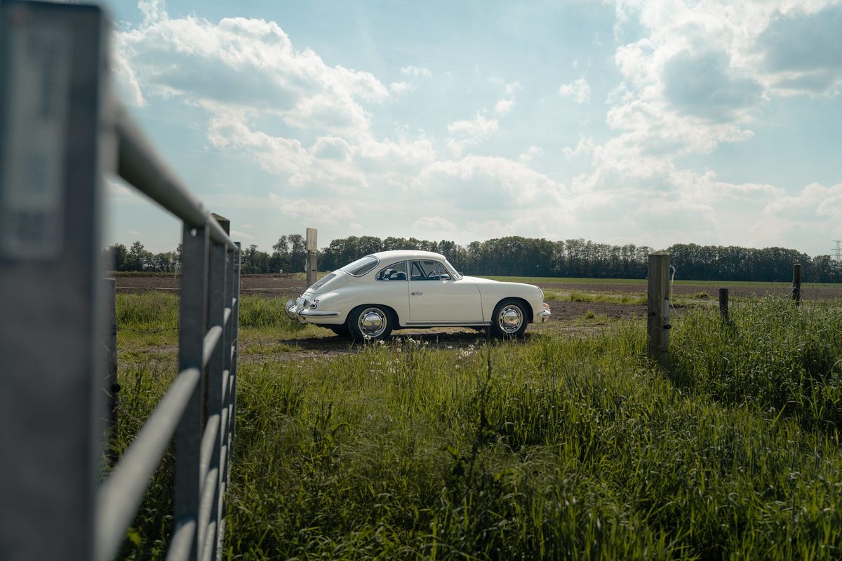 Porsche 356C — foto 13 van 14