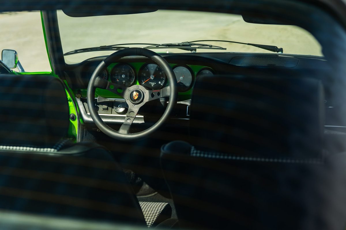 Porsche 911E — foto 11 van 23