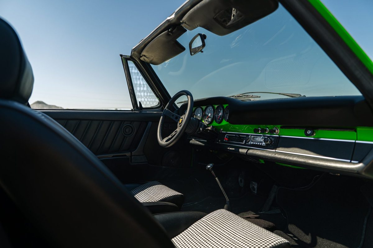 Porsche 911E — foto 14 van 23