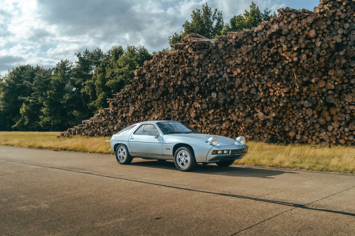 Porsche 928 — foto 13 van 33