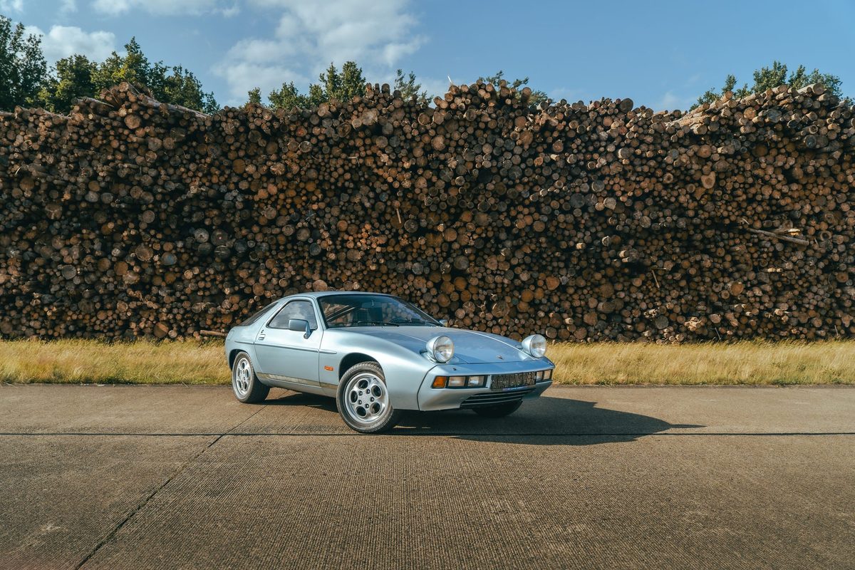 Porsche 928 — foto 17 van 33