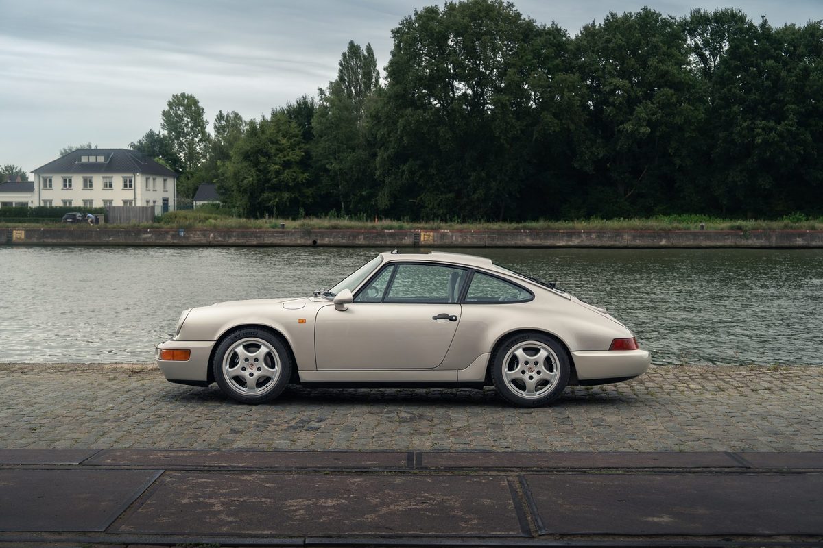 Porsche 964 Carrera 2 — foto 24 van 31