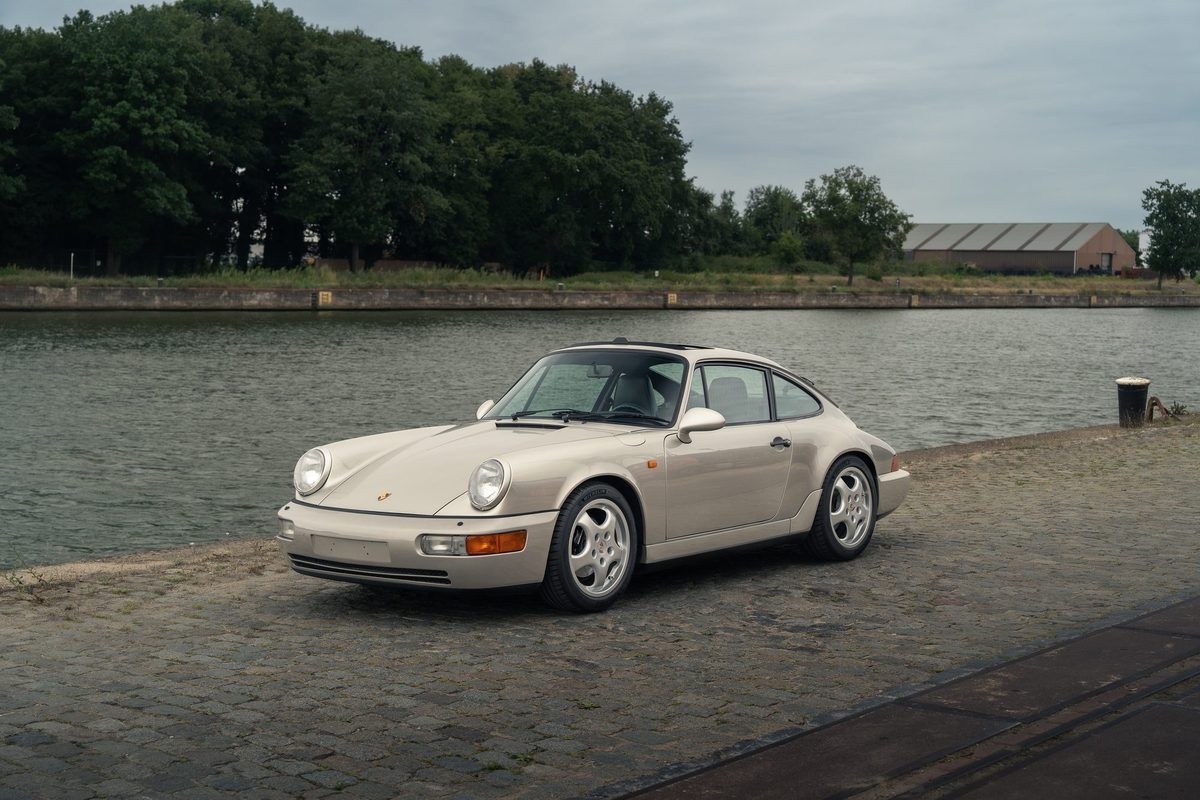 Porsche 964 Carrera 2 — foto 26 van 31