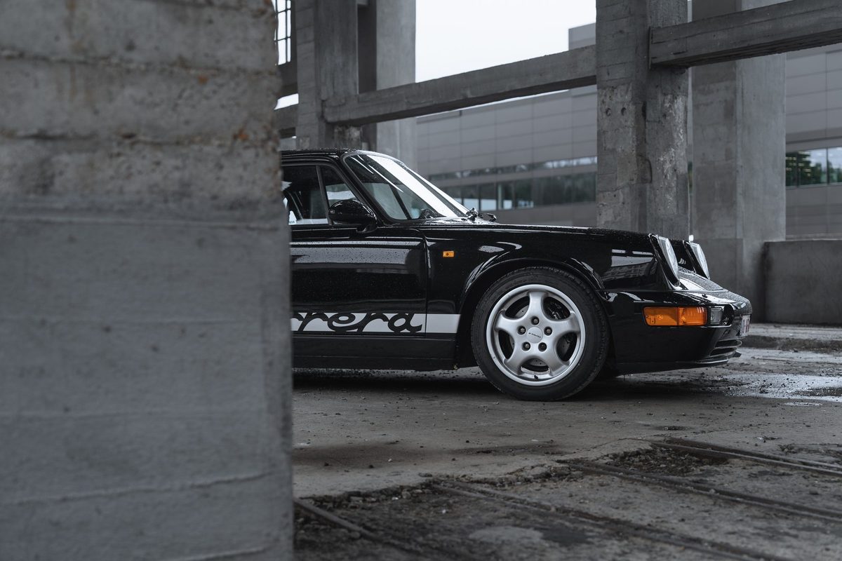 Porsche 964 Carrera 4