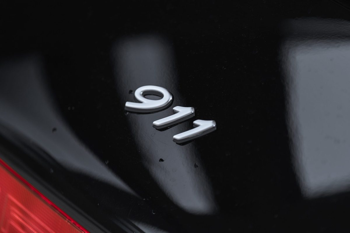 Porsche 964 Carrera 4 — foto 11 van 25