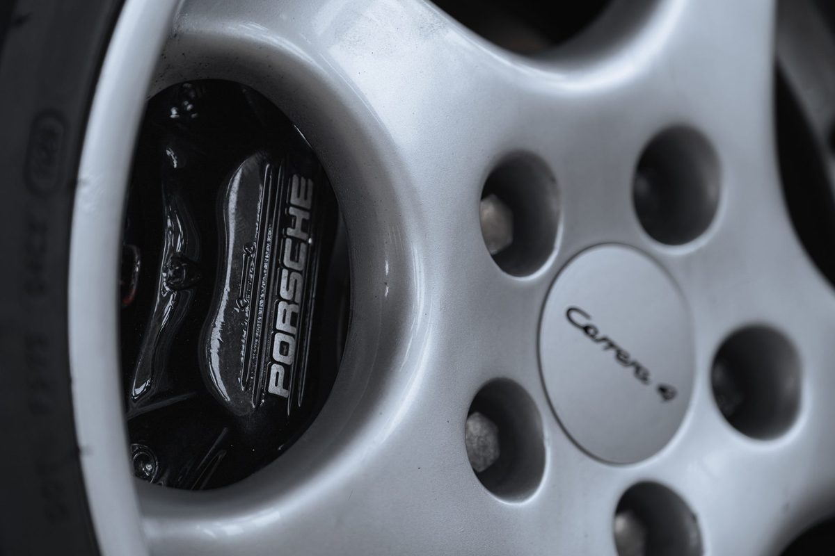 Porsche 964 Carrera 4 — foto 12 van 25