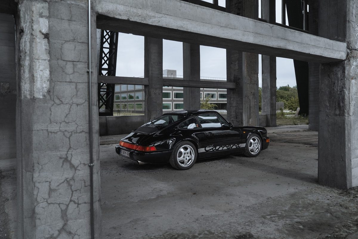 Porsche 964 Carrera 4 — foto 21 van 25