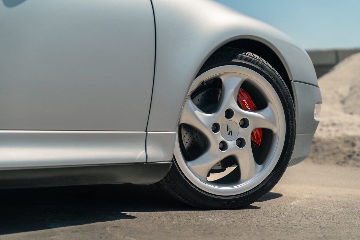 Porsche 993 Carrera 4S — foto 7 van 29